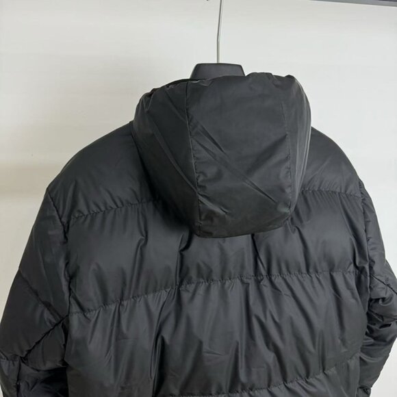 Nike Unisex Colorblock Hooded Puffer Jacket - Picture 7 of 8